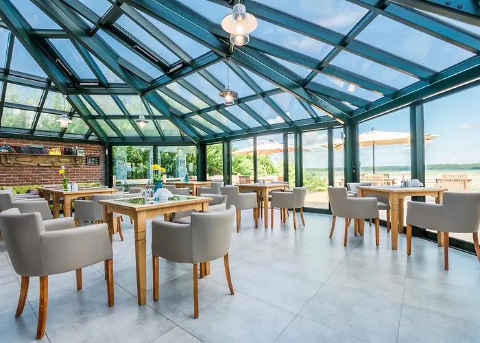 Joseph Conrad & Wellness 酒店 2*