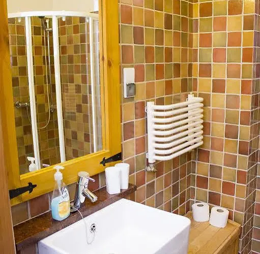 Joseph Conrad & Wellness 2*